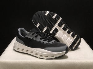 Zapatillas Deportivas para Hombre On Cloud the ROGER Wildcard, con Soporte de Espuma Cloud, Transpirables, para Correr al Aire Libre - Product Image 1