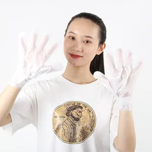 High Quality Anti-wrinkle Moisturizing Nail Care Disposable Manicure Glove Hand Mask