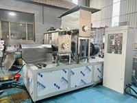 Machine extrudeuse industrielle de pâtes et de macaronis, équipement de fabrication alimentaire automatique, ligne de production de pâtes et de macaronis entièrement automatique