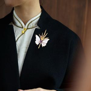 Luxury Amethyst Butterfly Brooch, Vefiery 18K Gold Plated Copper Shell Wing Lapel Pin for Wedding - Product Image 4