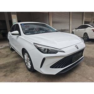 Auto Usado Guazi 2023 Roewe I5, Recién Llegado, Motor de Gasolina, Transmisión Manual, Sedán de 5 Plazas, Volante a la Izquierda, Sedán Familiar Económico - Product Image 3
