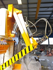 制造厂零售用花岗岩大理石劈裂自动液压石材切割机400毫米厚度 - Product Image 5