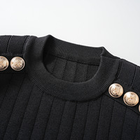 Nouveau Pull Femme Luxe 2026 à Col Semi-Montant, Design Boutons Dorés, Haut Tricoté Noir Ajusté, Élégant pour Dames
