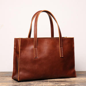 กระเป๋าถือผู้หญิงหนังแท้สไตล์ใหม่ หนังวัวชั้นบนสุด กระเป๋าสะพายไหล่เดี่ยว เรียบง่ายและใช้งานได้หลากหลาย กระเป๋าสะพายข้างผู้หญิง - Product Image 4