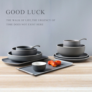 Hot Sale Luxury Modern Design Ceramic Stoneware <b>Dinnerware</b> <b>Sets</b> Handmade Wholesale Disposable Christmas Dinner Plate <b>Set</b> - Product Image 5