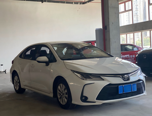 Berline essence CVT 2021 NA avec suspension indépendante multi-liaisons, phares LED, écran tactile 9 pouces, climatisation automatique et 8 airbags de sécurité - Product Image 3