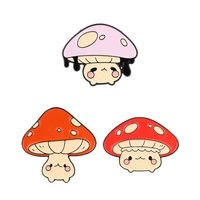 Broches et épingles en métal créatives et uniques en forme de champignon de dessin animé, mignonnes, rouges et roses, badges promotionnels en métal, cadeaux promotionnels en gros