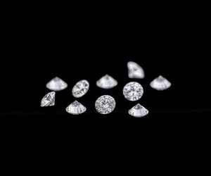 เพชรเมลีทรงกลมเจียระไนแบบบริลเลียนท์ ขนาด 1.07 กะรัต 3.0 มม. เพาะเลี้ยงในห้องปฏิบัติการ ได้รับการรับรองจาก IGI สีเกรด D สำหรับทำเครื่องประดับ - Product Image 4