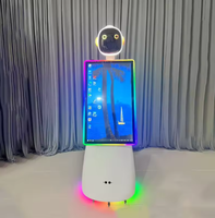 Centre commercial de vente, service d'accueil intelligent, explication vocale par robot à distance, guide touristique intelligent