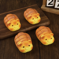 Jouet anti-stress en mousse PU à rebond lent avec logo personnalisé, en forme de toast, pour soulager l'anxiété et la décompression, idéal comme cadeau promotionnel