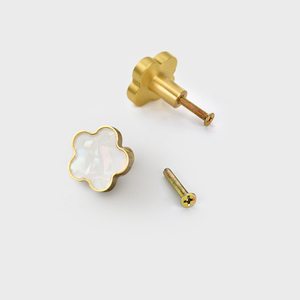 Kleurrijk Hars Bloemkast Knop Zinklegering Lade Trekhandvat Voor Dressoir Garderobe Meubelknoppen In Schattige Moderne Stijl - Product Image 3