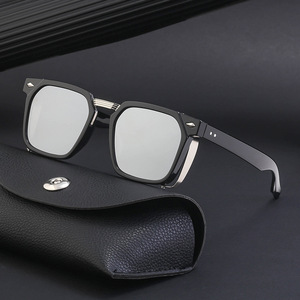 Lunettes de soleil rétro à monture carrée unisexe, verres PC UV400, monture en plastique et métal, vente en gros transfrontalière - Product Image 3