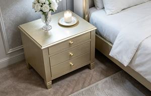 Elegant Champagne Solid Wood Nightstand,3 Drawer Brass Round Knob Block Leg Bedside Cabinet for Modern Glam Bedroom <b>Night</b> <b>Stand</b> - Product Image 3