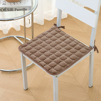 Coussin de chaise en flanelle pelucheuse avec attaches, coussin d'assise chaud et épais pour le bureau, la chaise d'étudiant et la chaise de salle à manger
