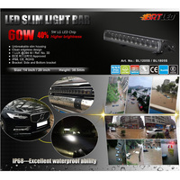 Barre lumineuse LED fine de 30 pouces R112 tout-terrain, étanche IP68, pour VTT/4x4, avec faisceau de conduite de 135W 12200LM