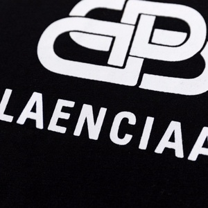 เสื้อยืดลำลองผู้ชายพิมพ์ลายตัวอักษรหรูหรา ขายดีปี 2025 ผลิตตามสั่ง ขายส่ง ผ้าเจอร์ซีย์คอตตอน 100% ทรงเข้ารูป ลายการ์ตูน - Product Image 5