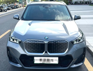 BMW XDrive30L SUV Usado, Volante a la Izquierda, Gasolina, Asientos de Cuero, Cámara, Ruedas R18, Superventas - Product Image 2