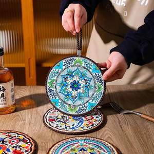 Alfombrilla de cerámica de la serie Colorful Leaf, alfombrilla redonda con diseño floral, aislante del calor, para uso doméstico - Product Image 4