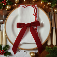 Alas Meja Natal Linen Buatan Tangan Dapat Digunakan Kembali Penyerap Air Retro Mewah Pesta Latar Belakang Putih Merah