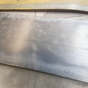 Placas de Acero al Carbono Laminadas en Caliente, Estándar AISI, Alta Resistencia, Flexibles, Soldables y Cortables, Espesor de 0.4-60 mm - Product Image 1