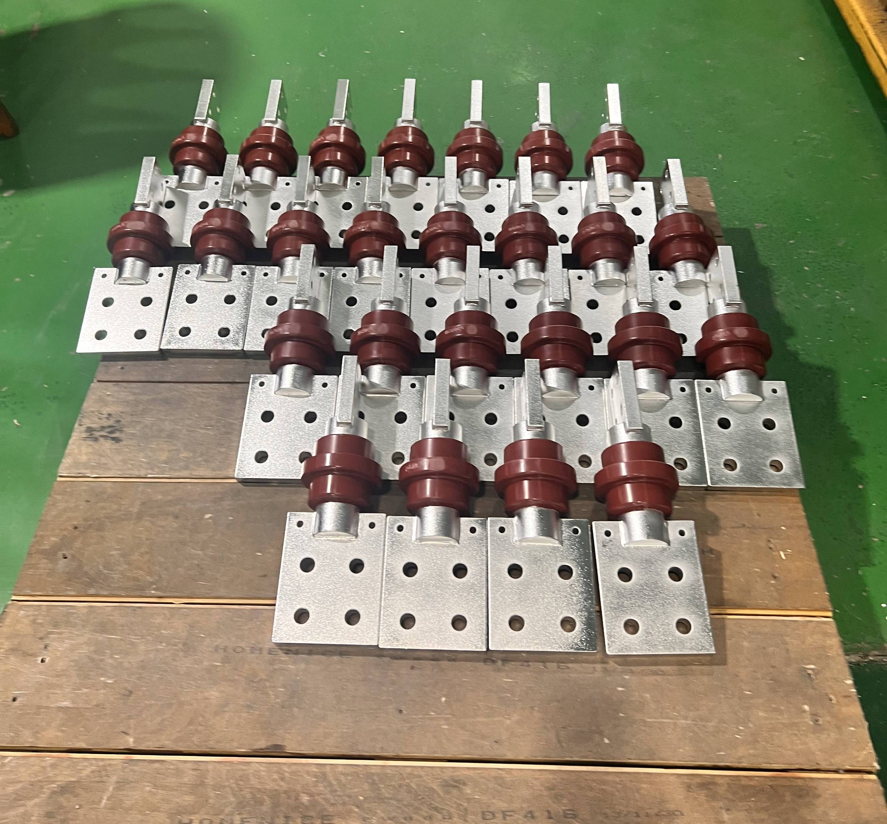 24KV 36KV 250A 630A Epoxy Resin <strong>Transformer</strong> <strong>Bushing</strong>