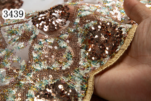 3439 luxe pas cher <span class=keywords><strong>africain</strong></span> maille filet Tulle Lae avec paillettes colorées broderie tissus pour mariée <span class=keywords><strong>demoiselle</strong></span> <span class=keywords><strong>d</strong></span>'<span class=keywords><strong>honneur</strong></span> <span class=keywords><strong>robe</strong></span> de soirée de mariage - Product Image 4