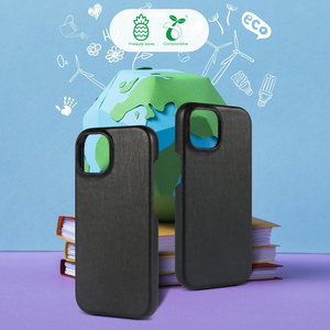 Funda para <span class=keywords><strong>Teléfono</strong></span> iPhone 17/16 de Diseño Simple, Ecológica, 100% Sostenible, Biodegradable, Hecha con Cuero Vegano a Base de Planta de Piña - Product Image 1