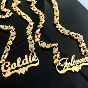Collana con Doppia Targhetta Personalizzata Placcata in Oro 18k con Cuore e Orsacchiotto, Gioiello Personalizzato per Donna - Product Image 5