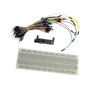 Módulo de alimentación para protoboard OKY0032-1 + Protoboard de 830 puntos + 65 cables de puente para proyectos electrónicos - Product Image 1