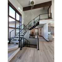Escalier intérieur en forme de U Escalier central en acier avec rampe en verre pour l'intérieur