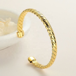 Bracelet en alliage de cuivre plaqué or 18 carats avec zircon pour femme, design simple, tendance, vente en gros, bijoux fantaisie - Product Image 3