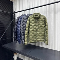Veste Homme Sportive Légère et Respirante, Coupe Slim, Entièrement Personnalisable, Nouvelle Collection Automne/Hiver, Manteau d'extérieur en Duvet avec Design Patchwork