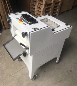 Machine à rouler la pâte de nouvelle condition de boulangerie commerciale pour la fabrication <span class=keywords><strong>du</strong></span> <span class=keywords><strong>pain</strong></span> pour les restaurants efficace pour travailler l'eau de <span class=keywords><strong>farine</strong></span> de lait - Product Image 2