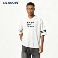 T-shirt de sport Kuenzi 100 % polyester à col en V pour hommes, style football américain, canadien et mexicain, avec maille polygonale respirante