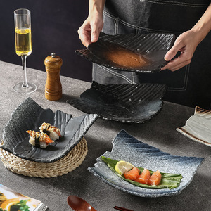 Rétro japonais assiettes irrégulières nourriture bleu noir luxe fête mariage restaurant poisson <span class=keywords><strong>sushi</strong></span> porcelaine dîner assiettes en céramique - Product Image 1