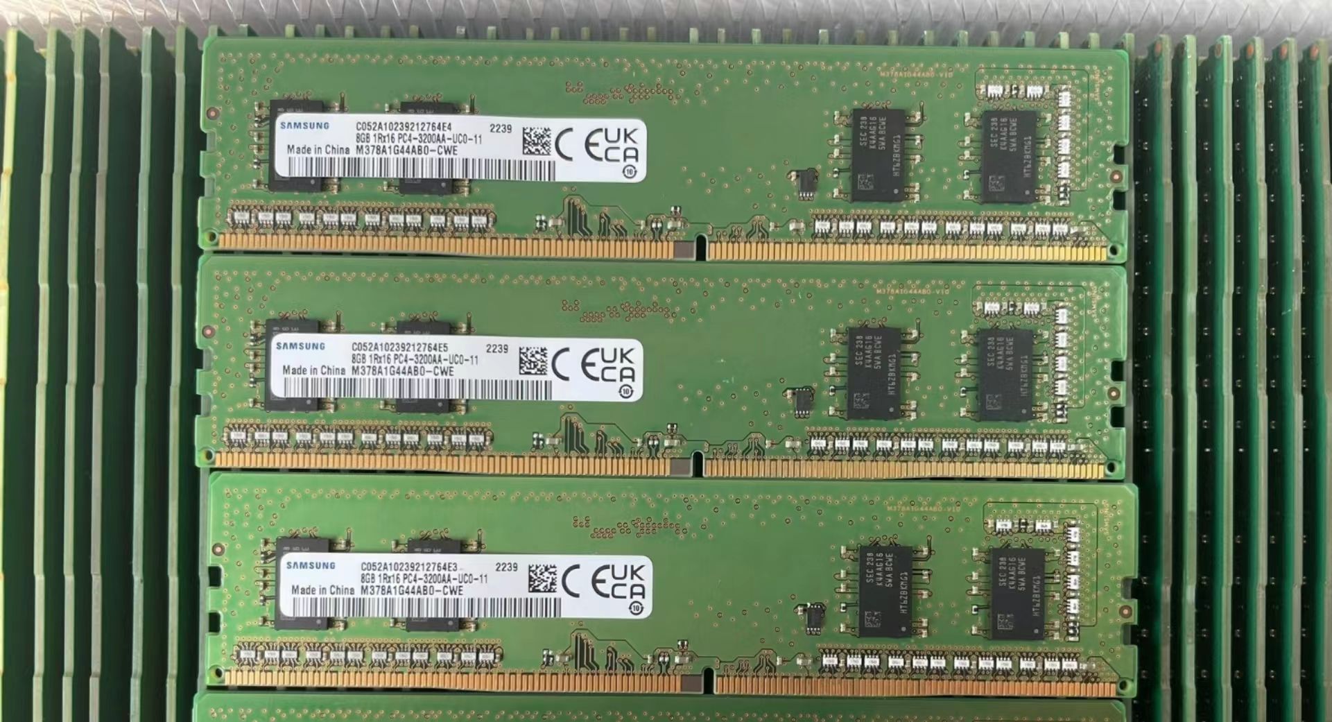Memory 8GB DDR4 3200 DIMM Stick M378a1k43eb2-Cwe for Server