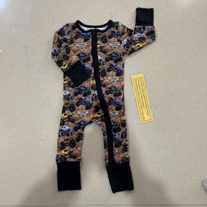 Whatnot Sofort Lieferbare Bambus-Schlafanzüge für Kleinkinder mit Western-Motiven, Bambus-Pyjamas in Überraschungsbox - Product Image 1