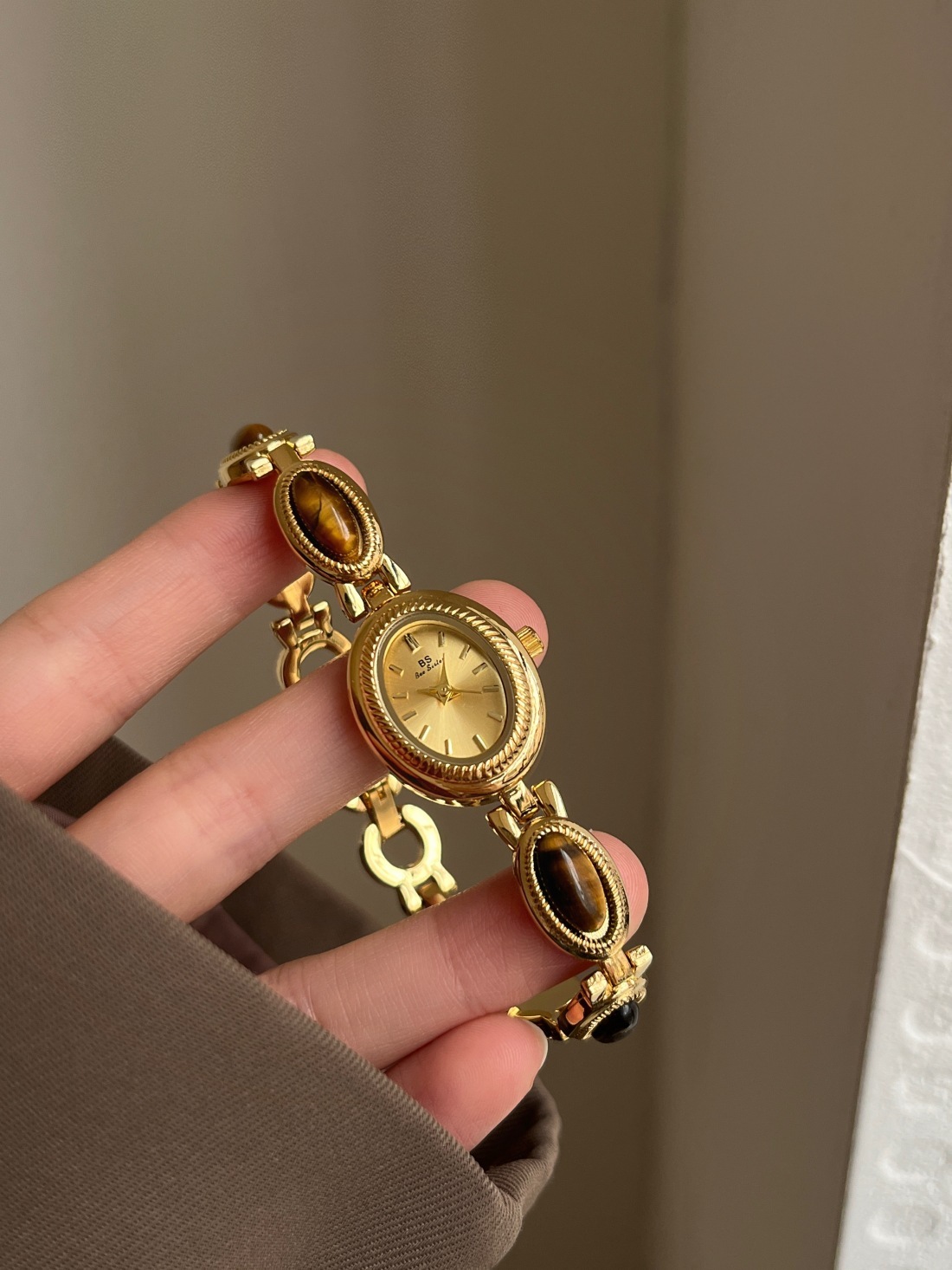 Amber (Gold)