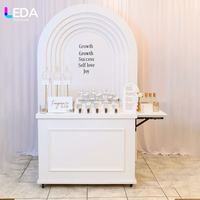 Chariot de présentation de bonbons personnalisé LEDA, table de dessert en acrylique avec roulettes pour la décoration de mariages et d'événements