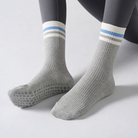 Chaussettes de Pilates à soutien de la voûte plantaire, rayures colorées, respirantes, de qualité supérieure, pour femmes, pour le yoga