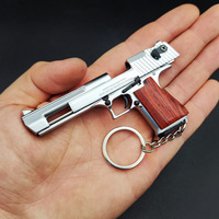 Porte-clés pistolet miniature en métal doré, modèle de pistolet réaliste Desert Eagle 9 cm 1:3 avec poignée en bois