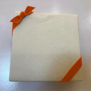 Noeuds élastiques écologiques de luxe avec design de nœud papillon, pré-noués pour l'emballage cadeau et la décoration de vêtements - Product Image 3