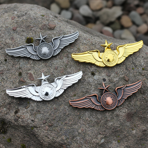 Insignias de Aviación, Emblemas de Seguridad, Alas de Asistente de Vuelo Personalizadas de Metal, Broche de Liberación Rápida, Pin de Solapa - Product Image 2
