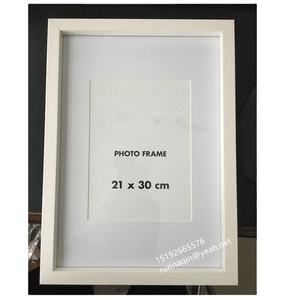 Cadre photo en bois 3D, boîte à <span class=keywords><strong>ombre</strong></span>, cadre photo profond, haute qualité, personnalisé, blanc, style logo en bois européen, cadre d'affichage personnalisé - Product Image 3