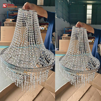 Lustre LED de luxe en aluminium à bande spirale et perles de cristal pour décoration centrale de banquets, hôtels et restaurants