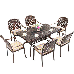 Ensemble de table de patio extérieur traditionnel avec 6 chaises rembourrées en fer métallique style antique pour jardin, terrasse, balcon, usage commercial - Product Image 1