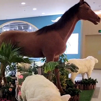 Modèle de cheval animatronique fait main pour centre commercial ou attraction interactive animale de parc à thème, fabriqué pour la vente