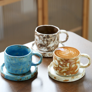 Juego de Taza y Platillo de Cerámica Rústica Hecha a Mano, Taza Grande para Café, Taza Artística para Latte, Ideal para el Té de la Tarde - Product Image 1