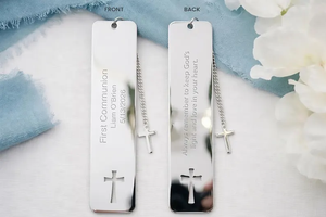 Marque-page personnalisé en acier inoxydable pour la première communion, gravable sur mesure, avec découpe en forme de croix, cadeau souvenir pour garçons et filles - Product Image 2