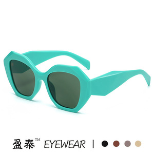 Yingtai Irregular <b>Oversized</b> <b>Sunglasses</b> UV400 Women's Fashion Street Style - Product Image 2